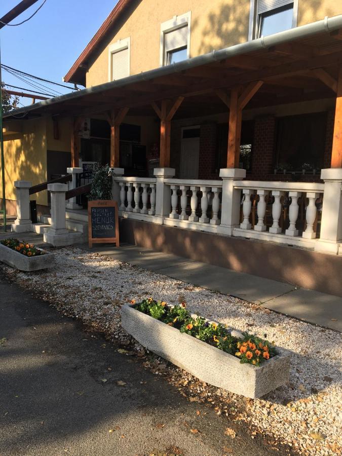 Park Panzio Budapest Exterior foto